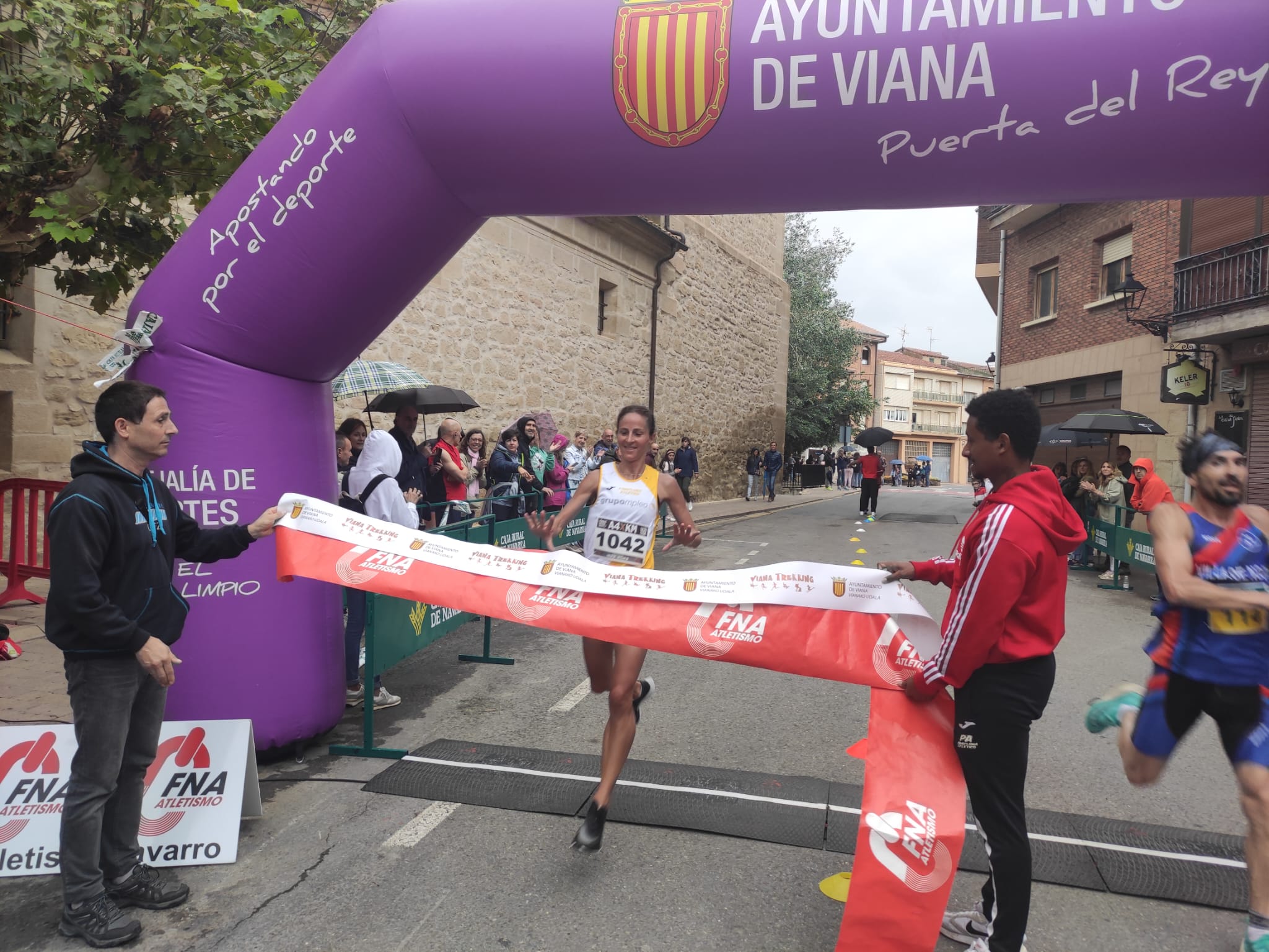Llorens y Acebedo vencedores en Viana